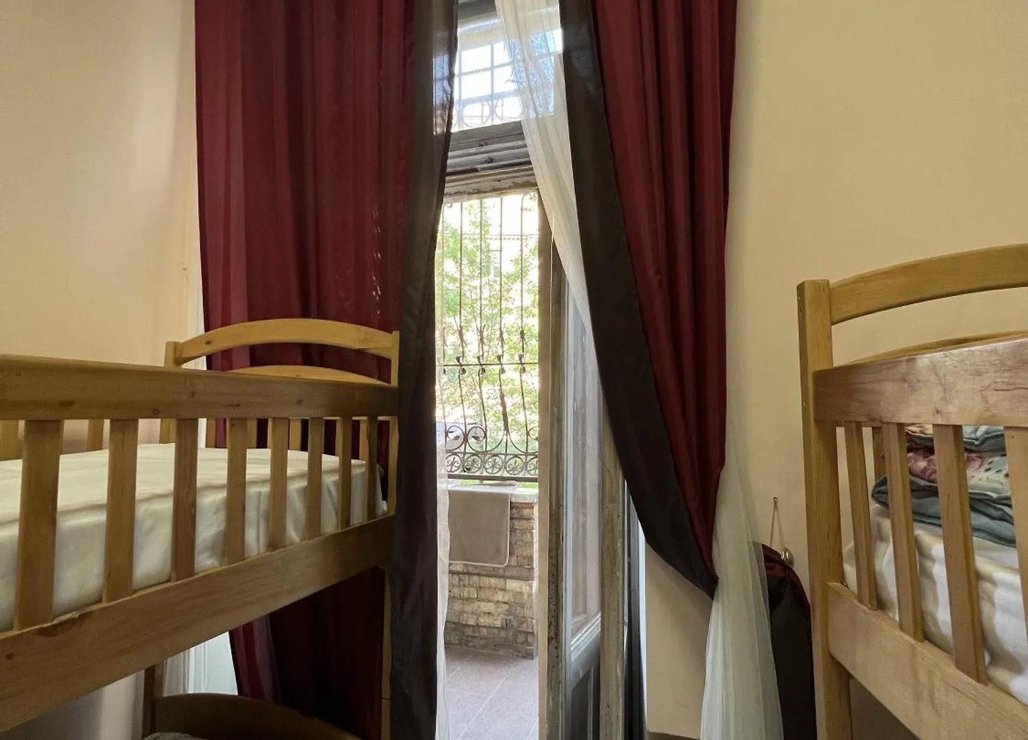 Dja Hostel Киев 0*,